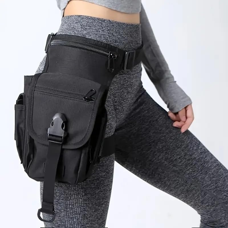 Chrisdien Deny thigh bag used on a motorcycle for practical storage