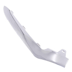 CNUPSM Mercedes W212 sedan chrome molding enhances exterior styling.
