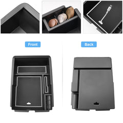 Coleya Sorento two-compartment design keeps essentials neatly sorted.