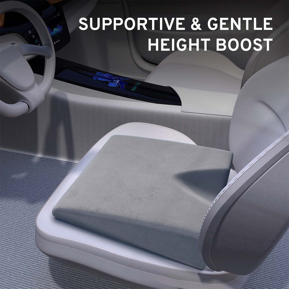 ComfySure back-hip support cushions promote comfortable posture during gaming.