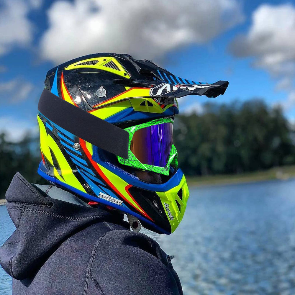 CoPvner Spider Green Frame Goggle pairs with color lens for a bold look