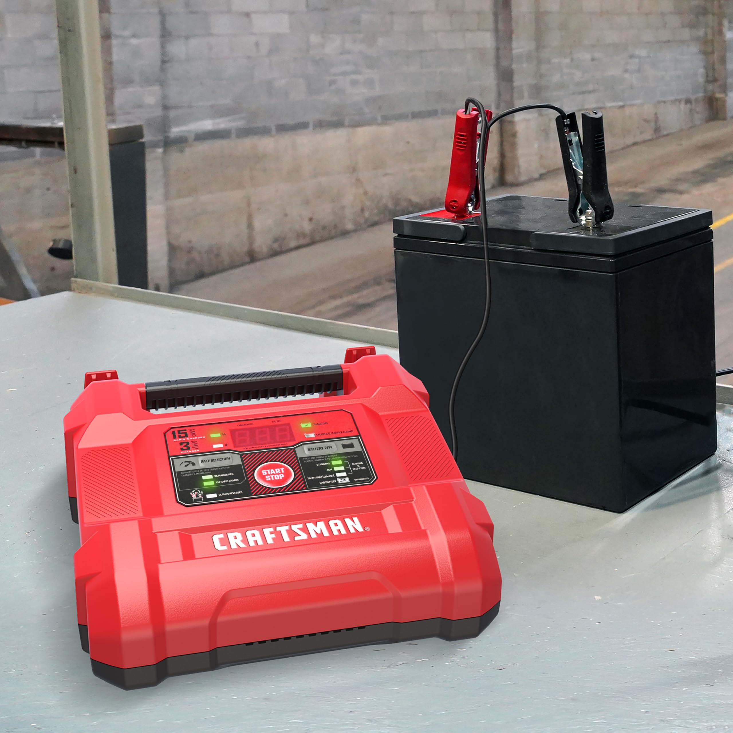 CRAFTSMAN CMXCESM162 wide compatibility supports standard, AGM, deep-cycle, and LiFePO4