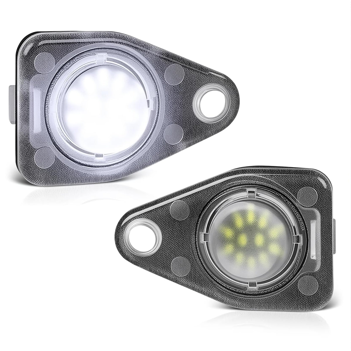 D-Lumina Expedition right license plate light improves rear visibility at night.