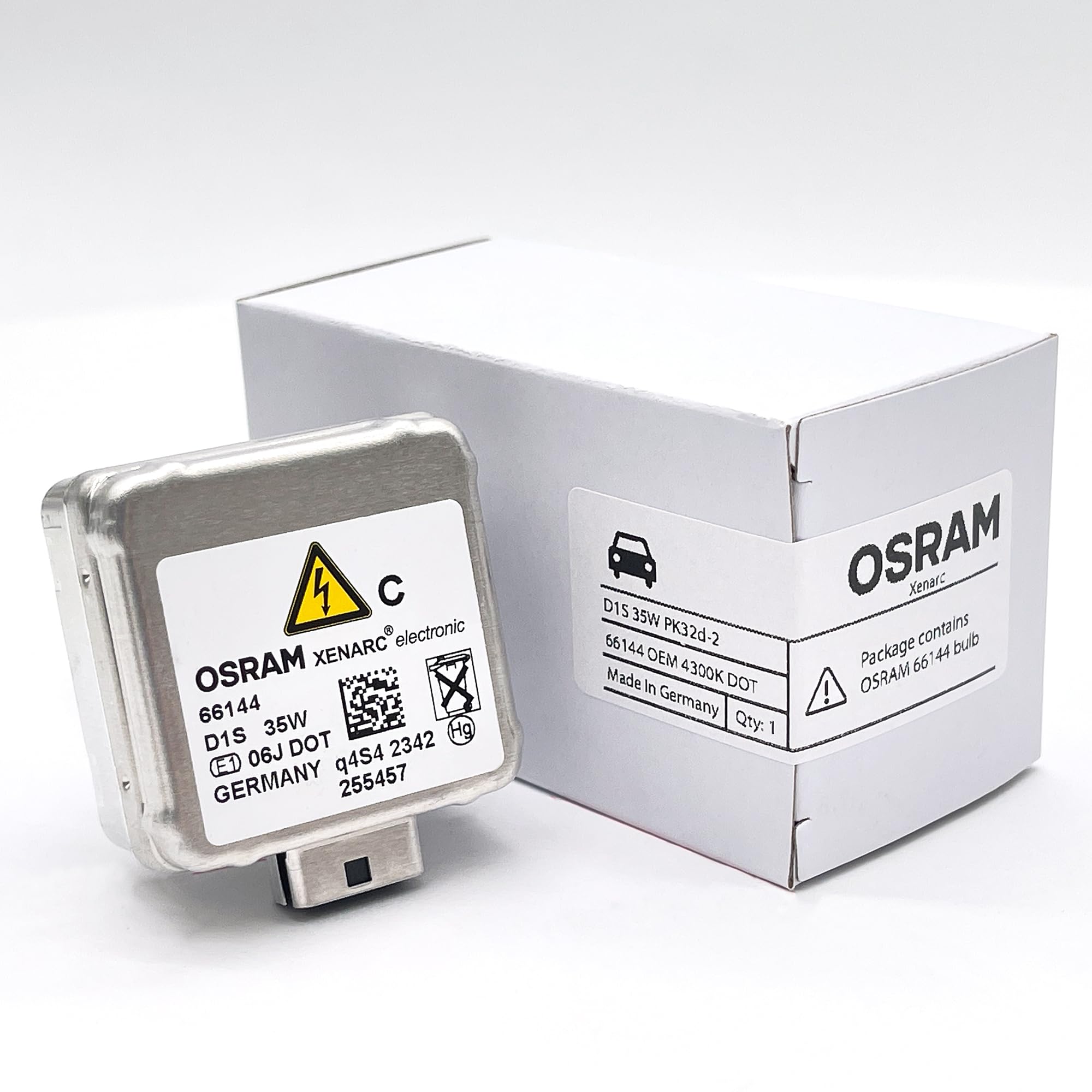 DAMA Automotive Lighting D1S bulb in box for straightforward aftermarket replacement