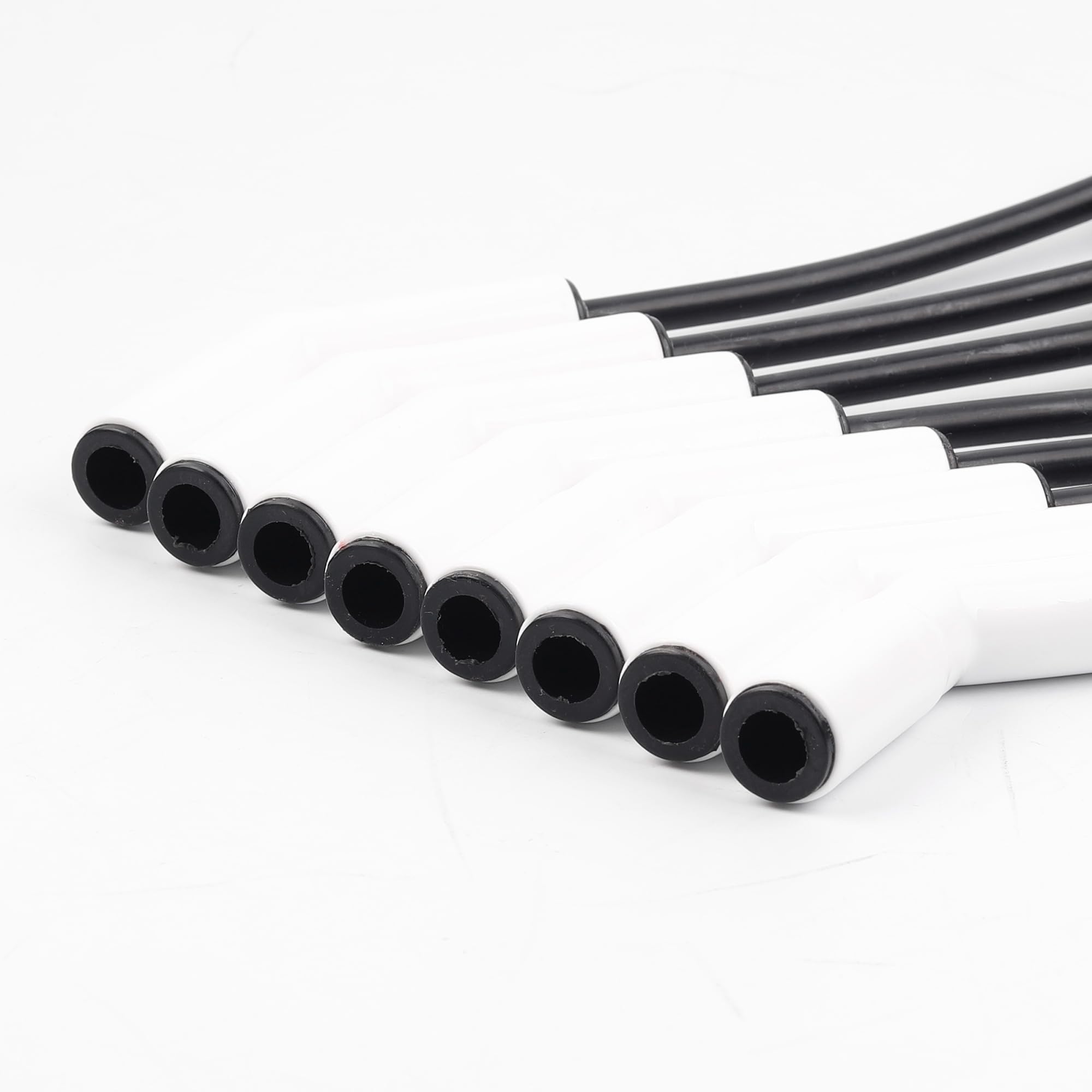 Dasbecan 9070C components on display suggest straightforward replacement process.