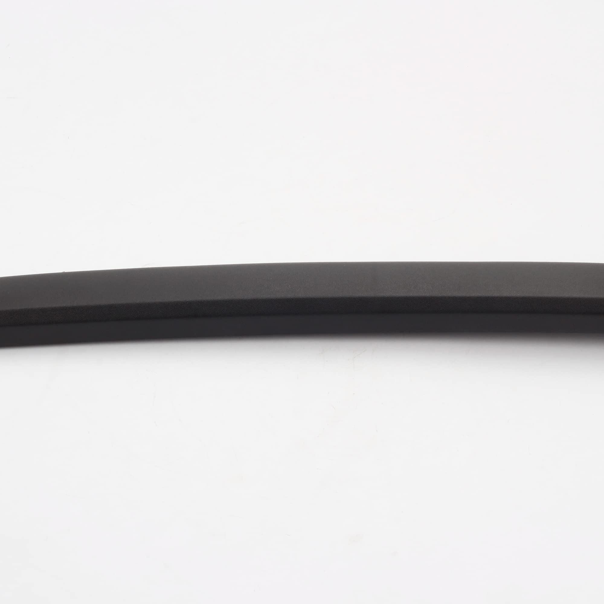 Dasbecan Jeep Grand Cherokee wheel-arch protection adds rugged style.