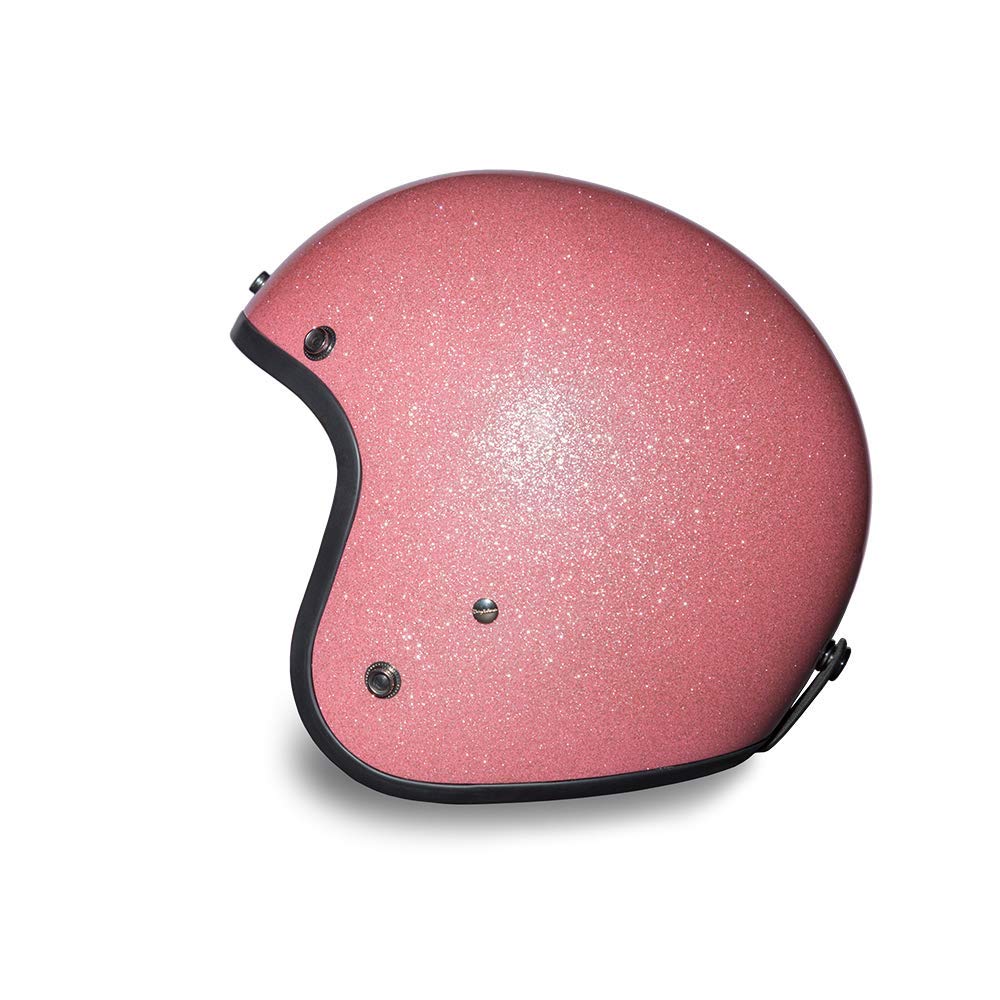 Daytona Cruiser Helmet dot approved badge ensuring trusted safety for riders.