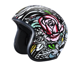 Daytona helmet with DOT safety badge for reliable protection