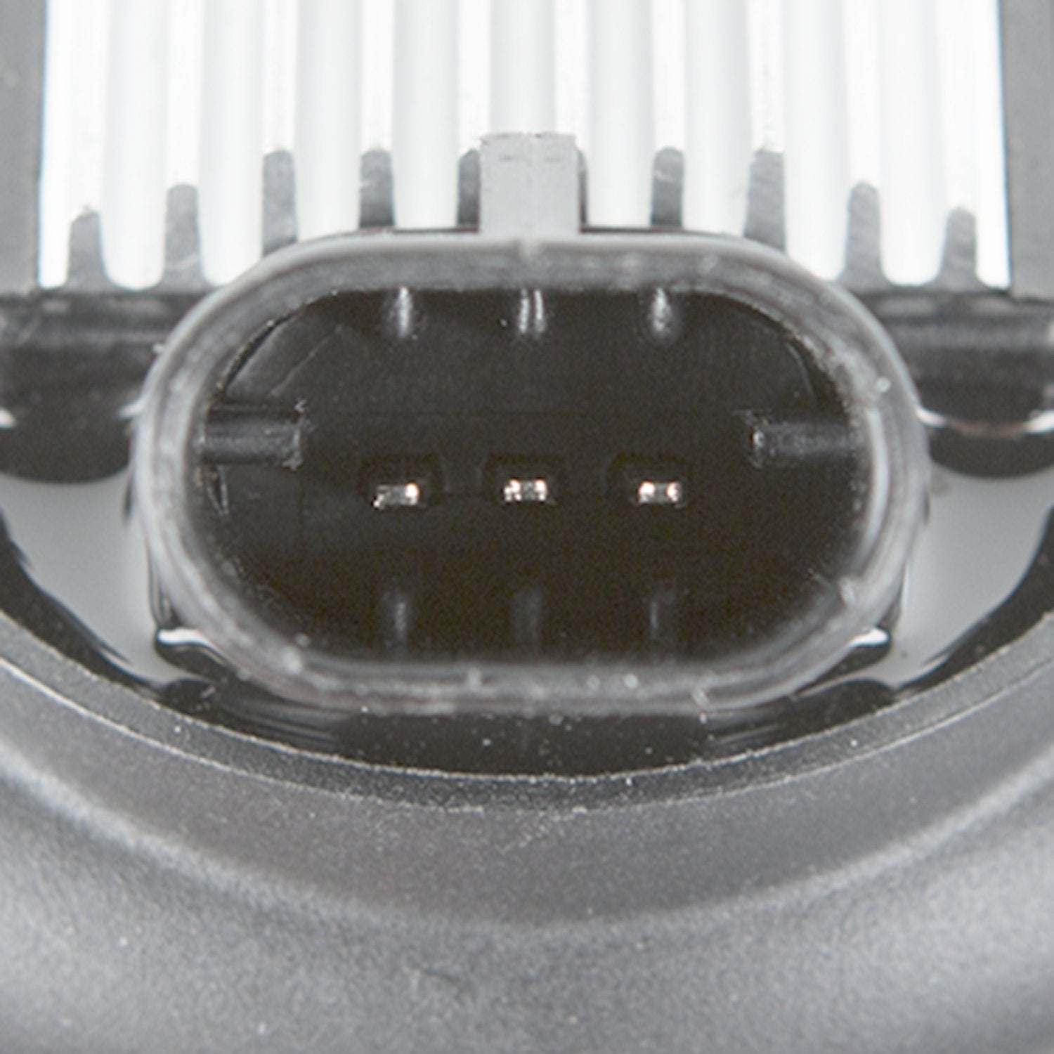 Delphi GN10114 coil wiring detail illustrating insulation and precision engineering