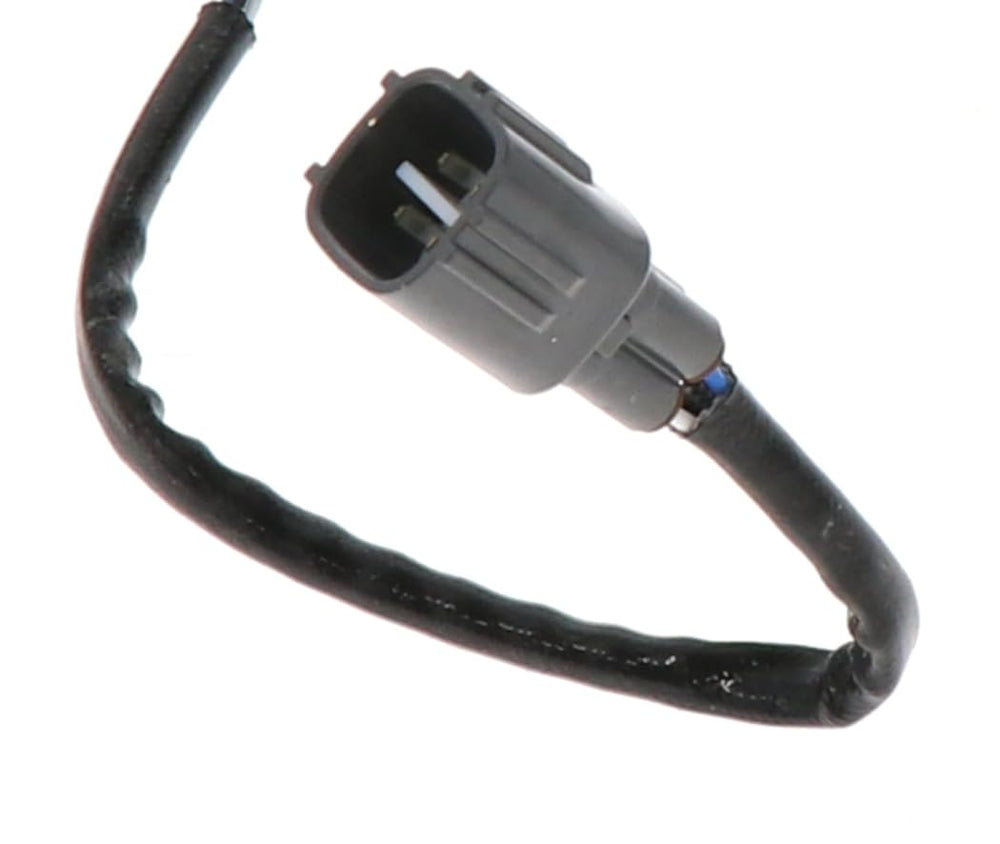 Denso 234-4622 sensor with ceramic element for precise readings.