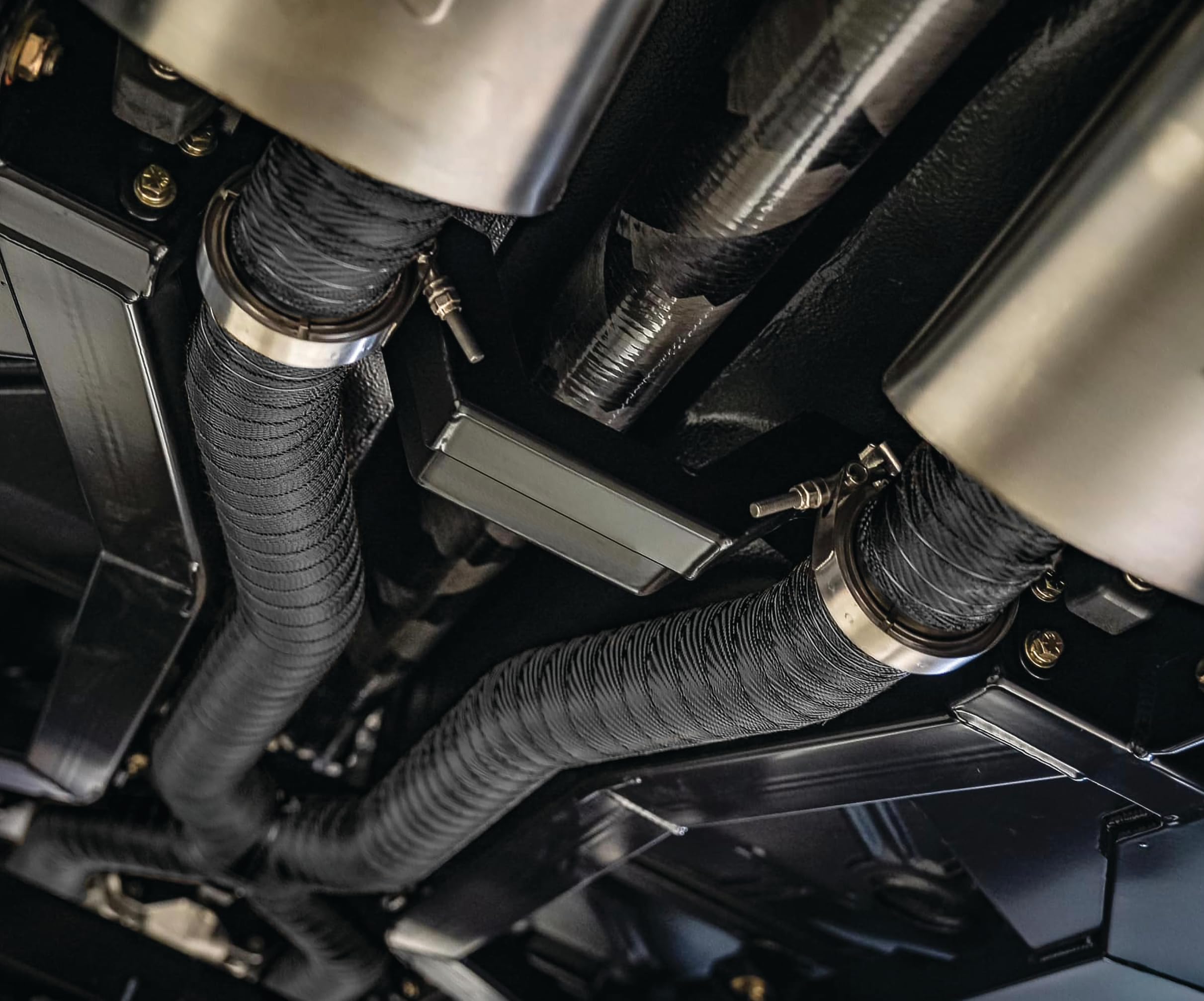 Design Engineering heat wrap enduring high heat up to 1800°F in continuous exposure.