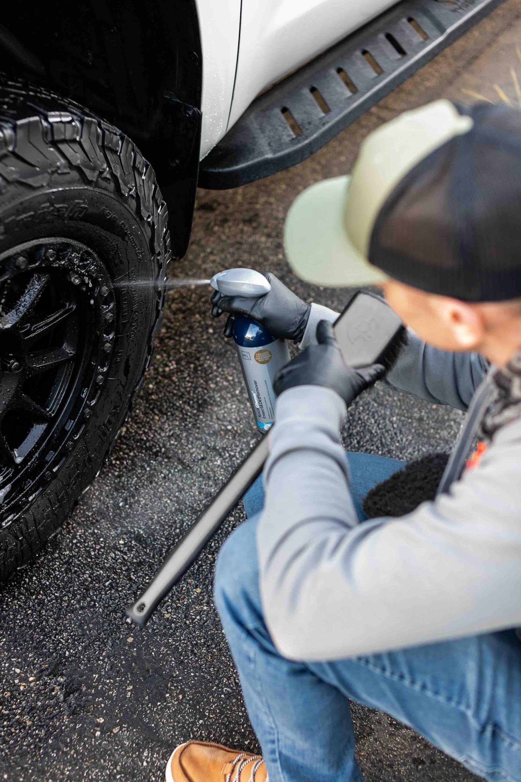 Detail Factory ProGrip handle reduces fatigue during cleaning sessions.