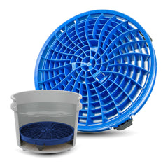 Detail Guardz Dirt Lock bucket filter in action trapping debris for cleaner wash water