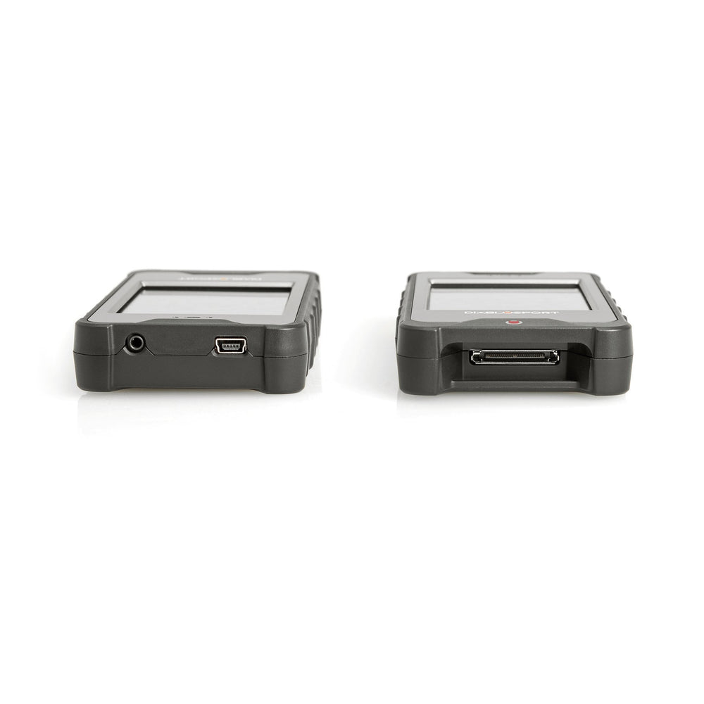 DiabloSport 8200 Intune i3 packaging box with cables and quick-start guide