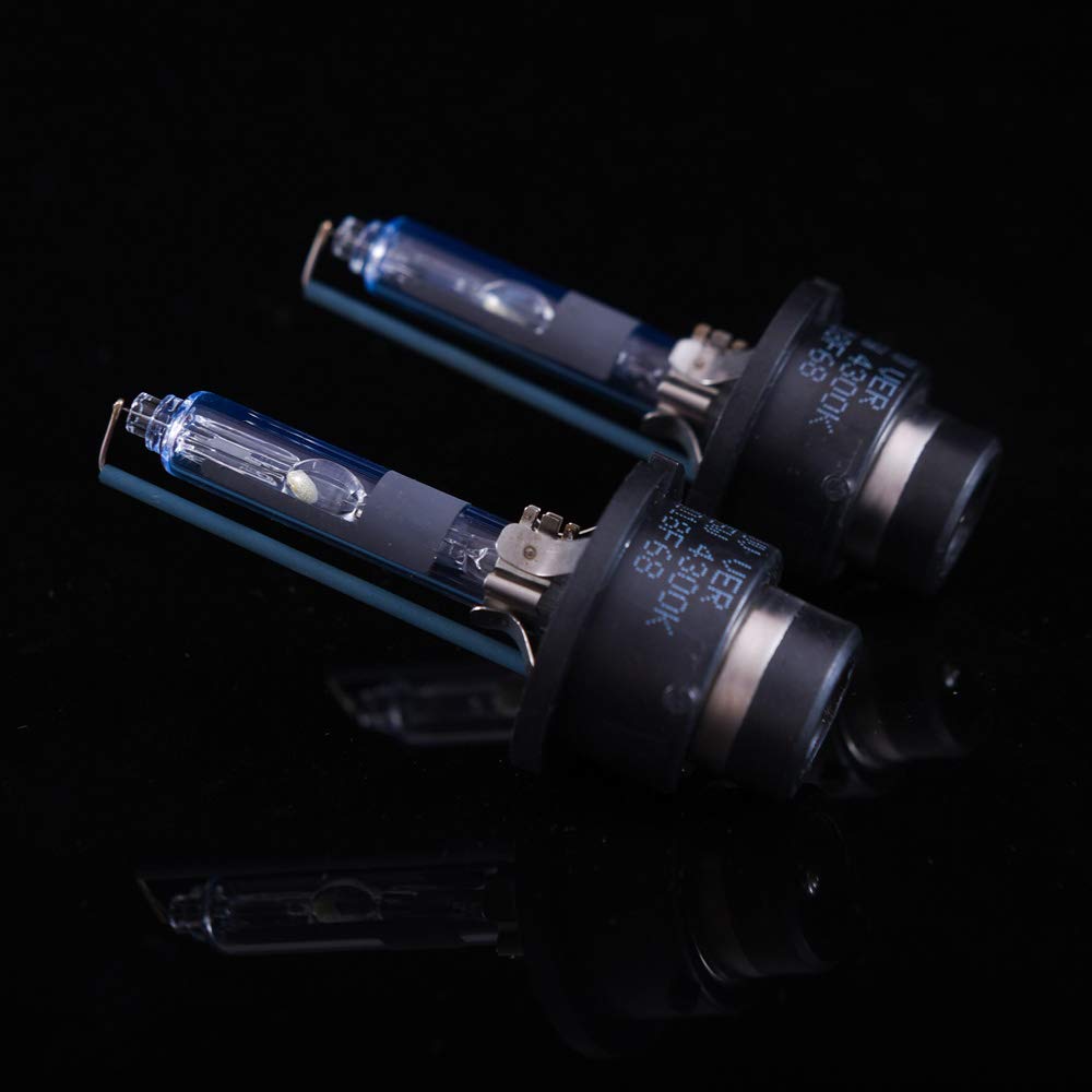 DMEX D4R 8000K xenon bulbs beam pattern showing wider illumination