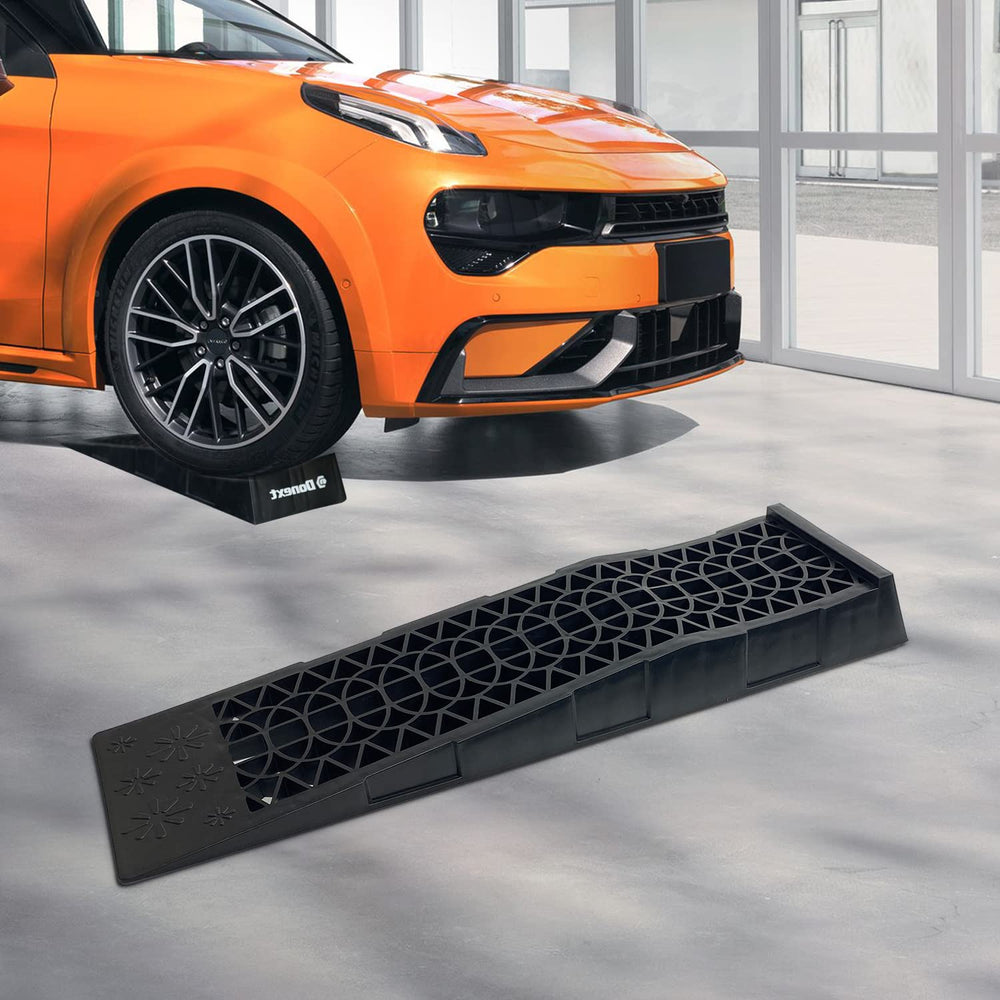 Donext 3-ton ramps ideal for quick vehicle checks.