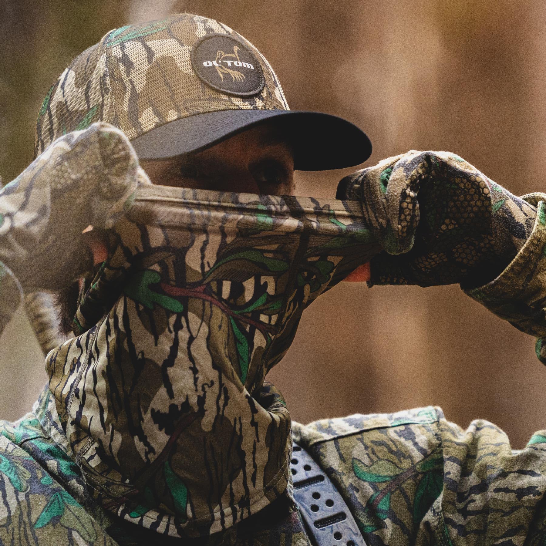 Drake Waterfowl Stretch-Fit Greenleaf, breathable design supports comfortable wear in cold or windy conditions