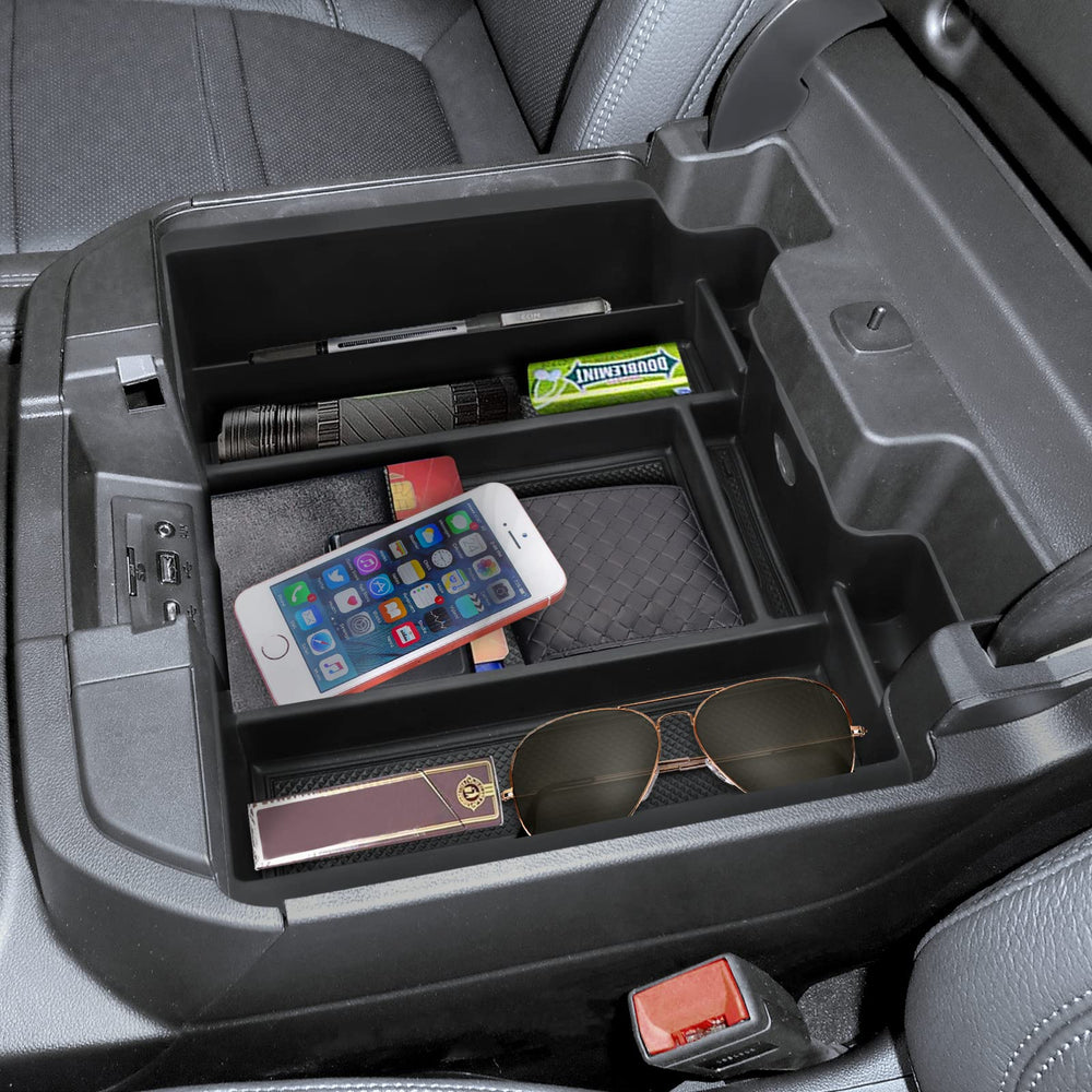 Eamplest bucket-seat compatible tray maximizes interior storage