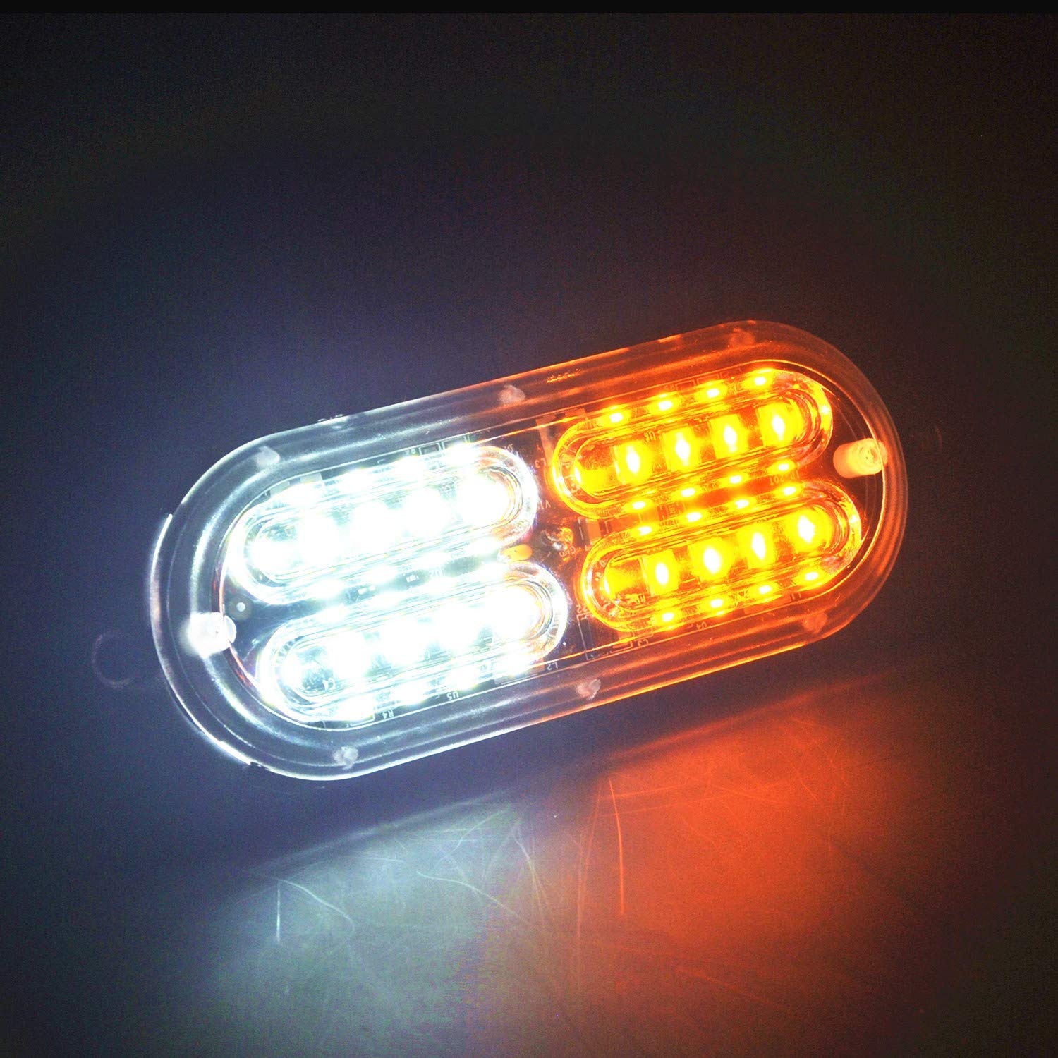 Compact size of the Ease2U E strobe light suitable for tight mounting spaces.