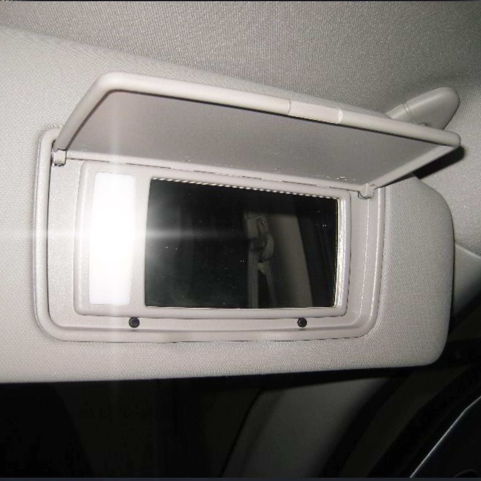 EASY EAGLE install tool simplifies bulb placement and rotation.