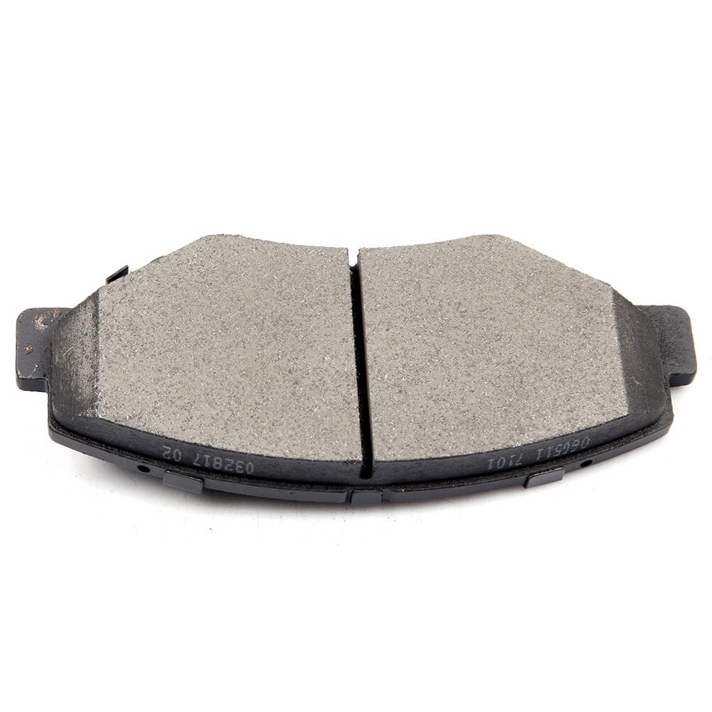ECCPP D9147795 front brake pad set closeup highlights ceramic compound