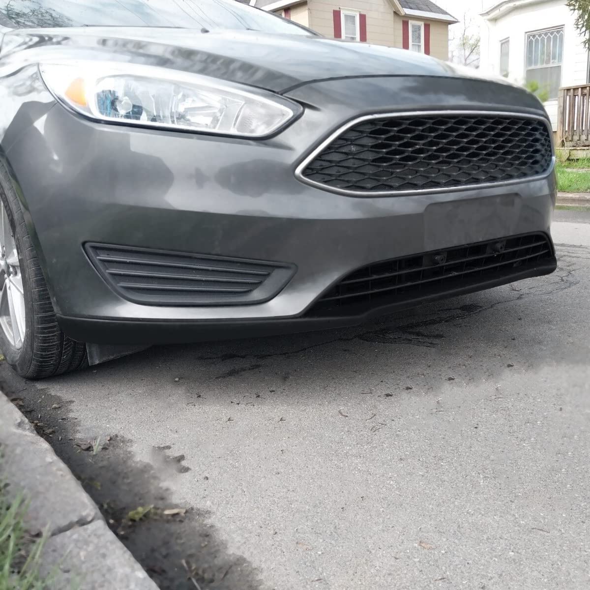 ECOTRIC direct replacement lower grille for Ford Focus 2015-2018