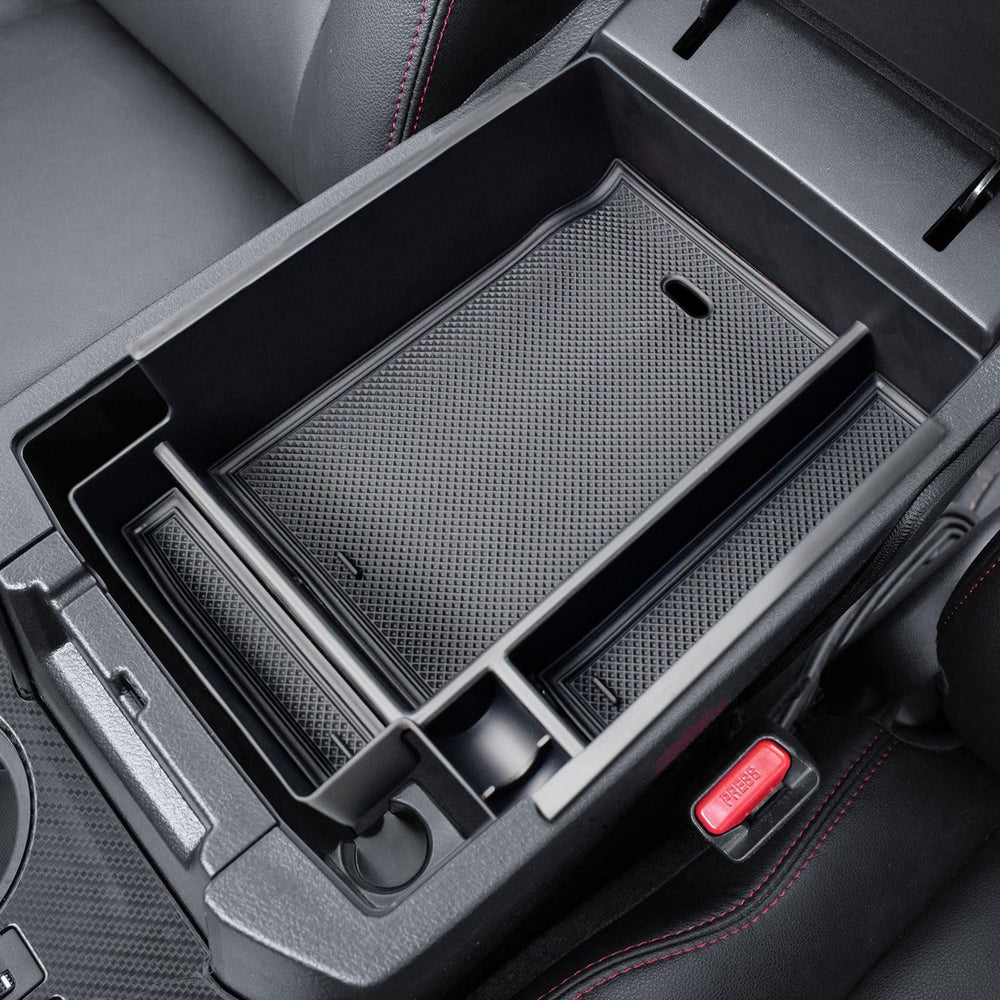 EDBETOS tray includes cable pass-through for charging on the go.