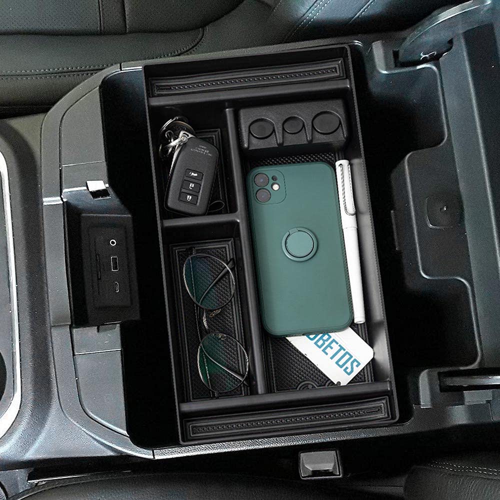EDBETOS center console upper tray keeps phone and wallet within easy reach.
