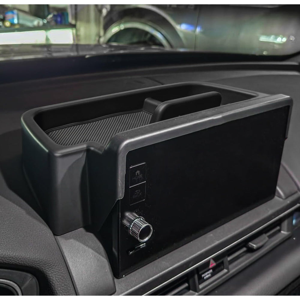 EDBETOS Pilot center console tray front view—fits 9-inch display and keeps essentials within reach