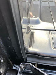 ESI tailgate seal installed on a tailgate with a tight seal.
