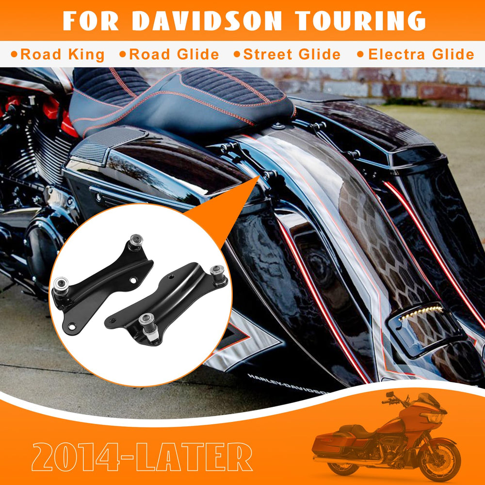 Eumti quick-release sissy bar mount installed on Road Glide for luggage options