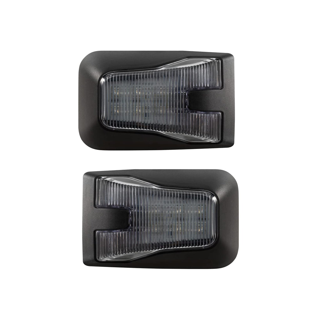 EVERESTHD Volvo VNL side marker light on the front enhances night visibility.