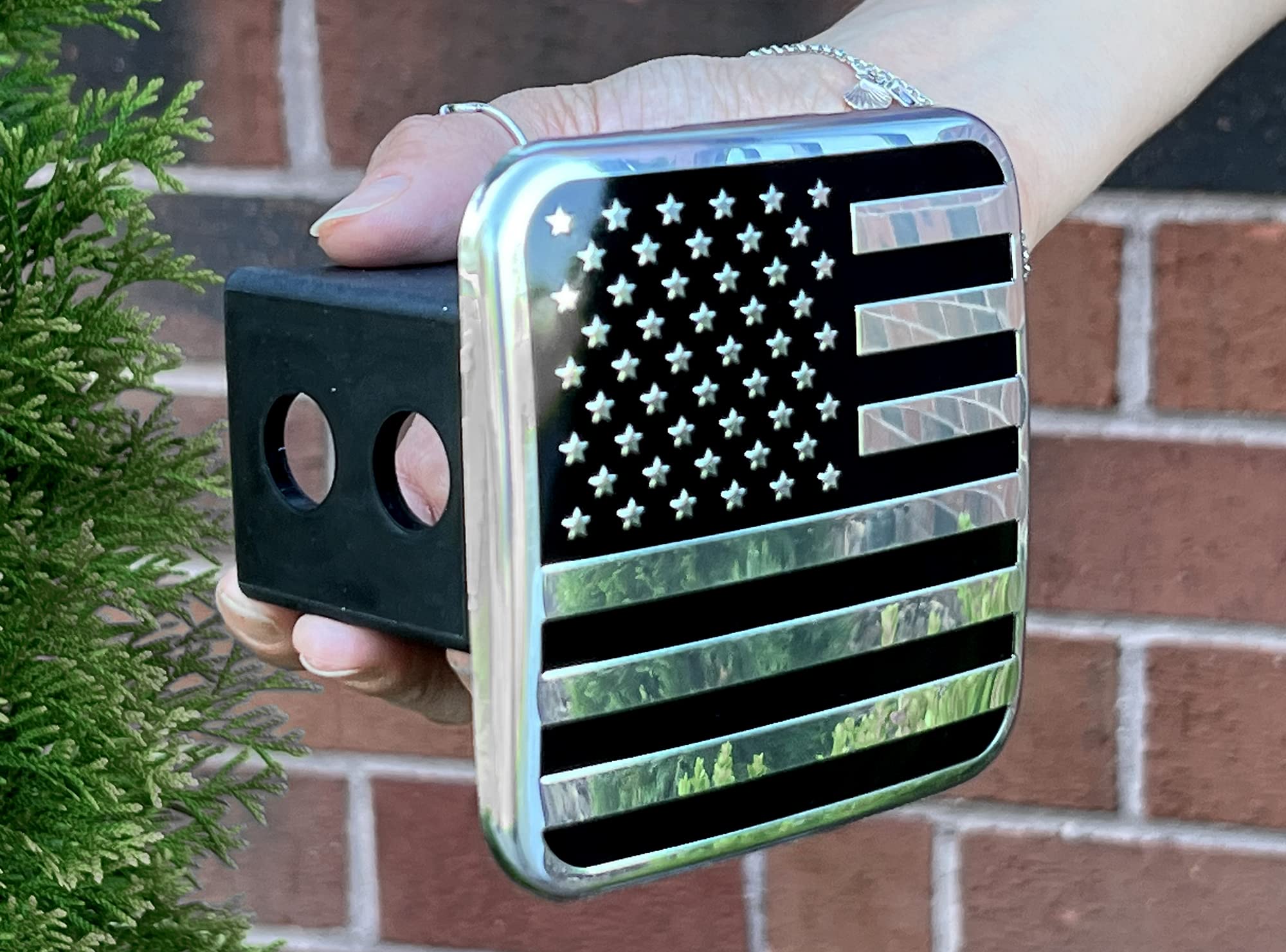 eVerHITCH flag-hitch-cover angle view highlighting chrome flag plate and fit