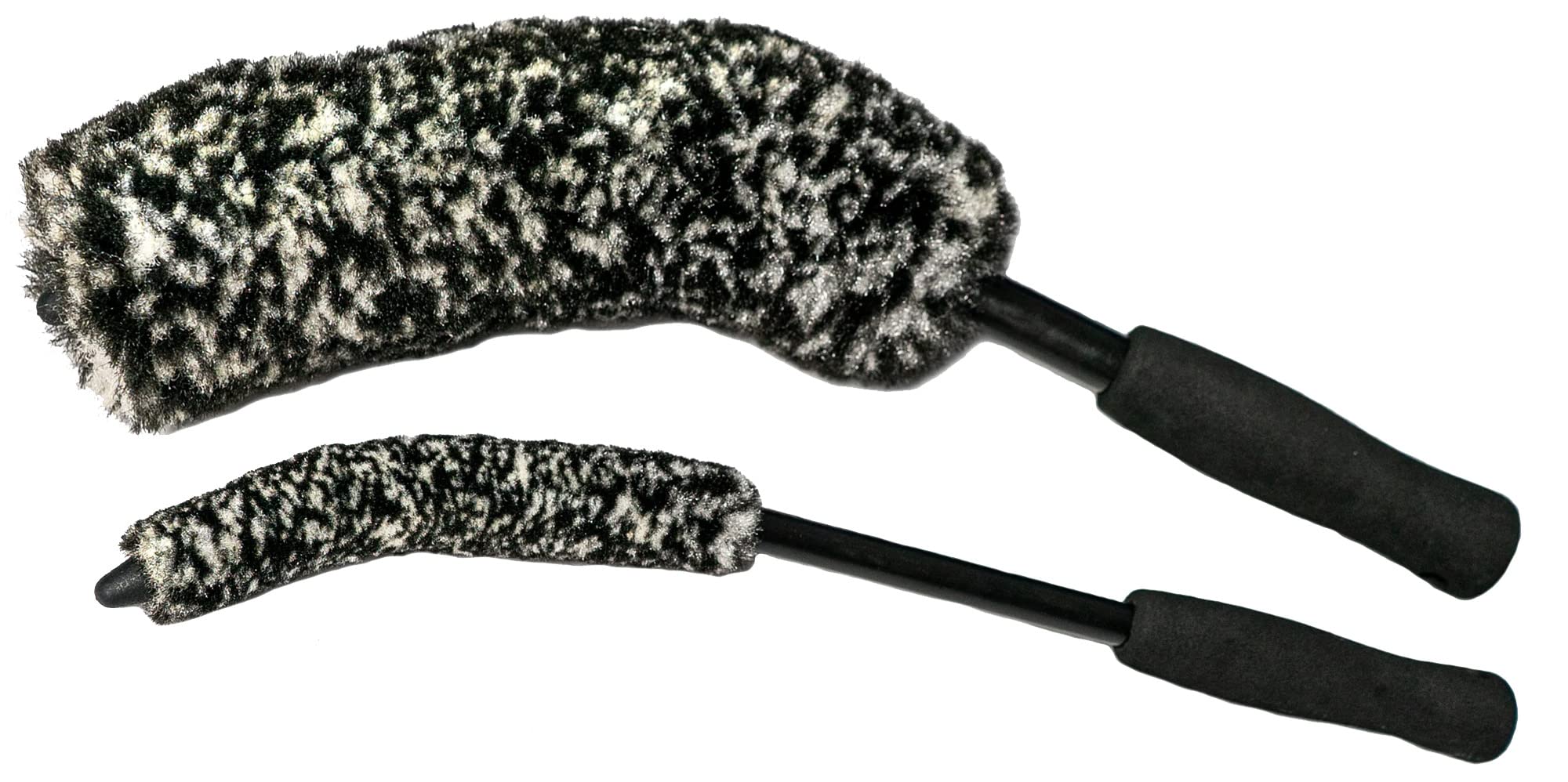 ExoForma Bendable Brush Set wheel-backside cleaning option saves effort.