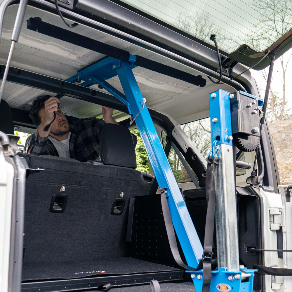 EZLIFT compatibility with Jeep and Bronco shows versatile vehicle fit.