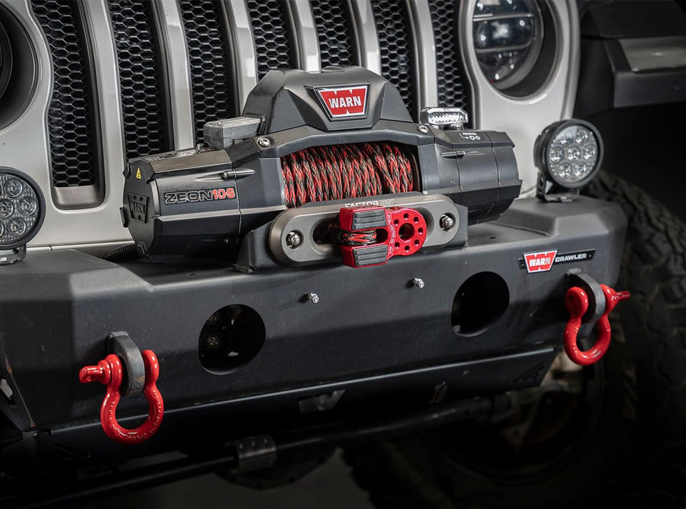 Factor 55 FlatLink closed-system winching example demonstrating safer, fully linked rigging.