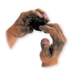 Fast Orange 23217 handles grease and tar on tools