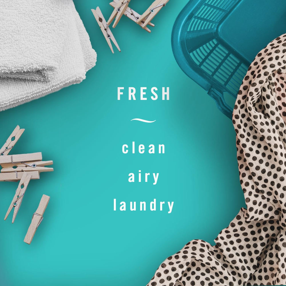 Febreze Stay-Fresh Storage Case keeps spare vent clips ready and protected.