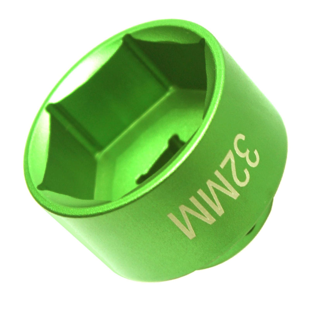Felisbieti 28mm oil filter socket showing low-profile reach.