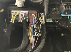 Fleece Performance FPE-ALO back connector close-up showing clean wiring compatibility.