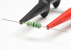Fluke TLK282 SureGrip silicone test lead set for secure connections.