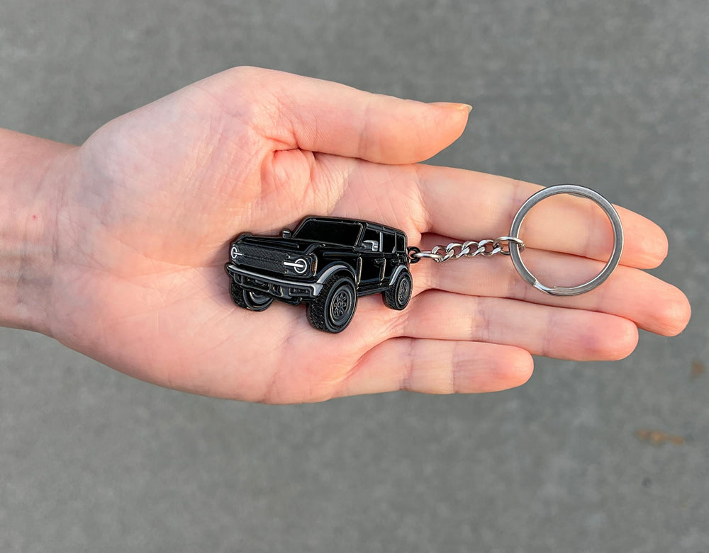 FOUR WHEEL BEAST Bronco keychain color options show vibrant finishes for daily use.