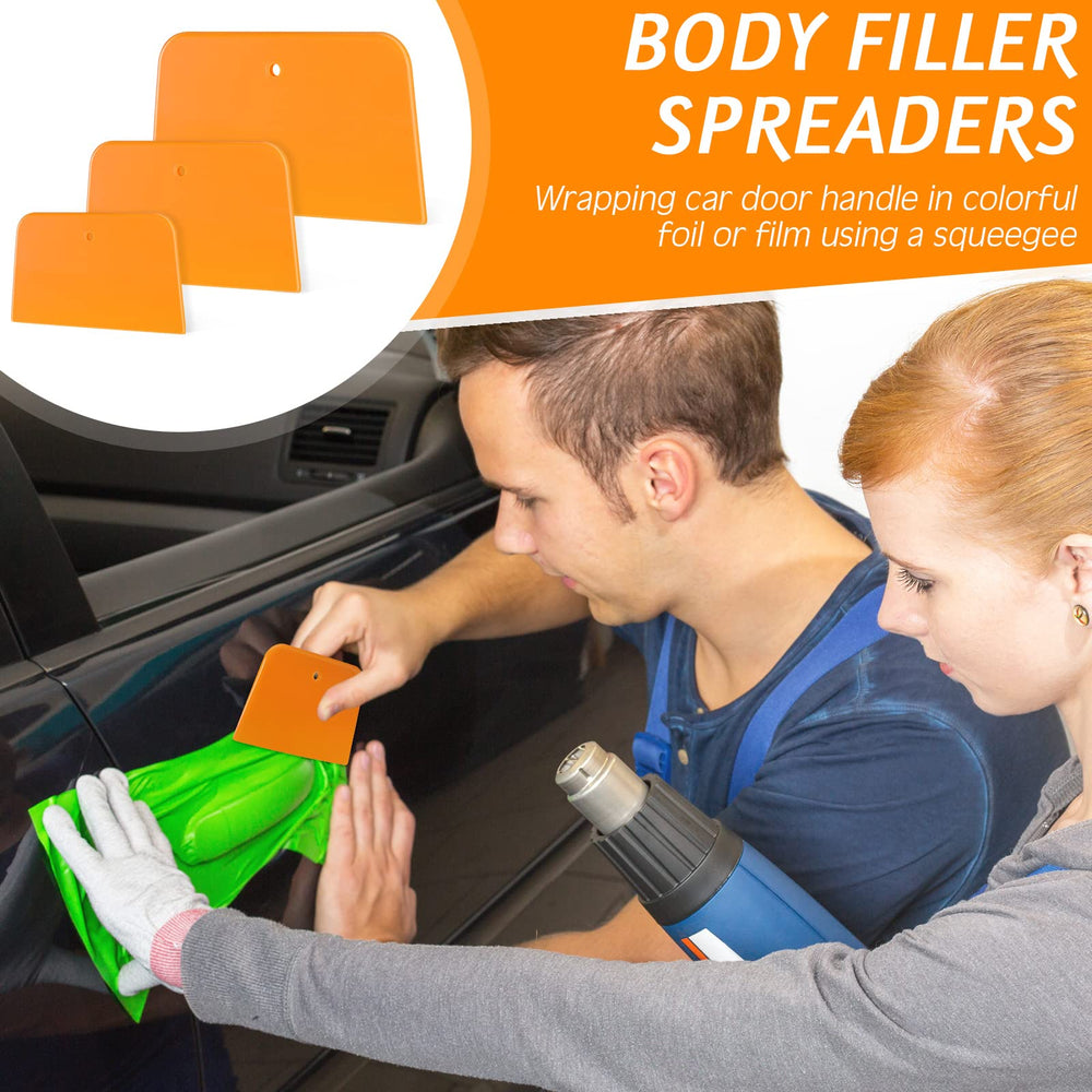 Frienda medium-size spreader offers balanced reach for larger panels.