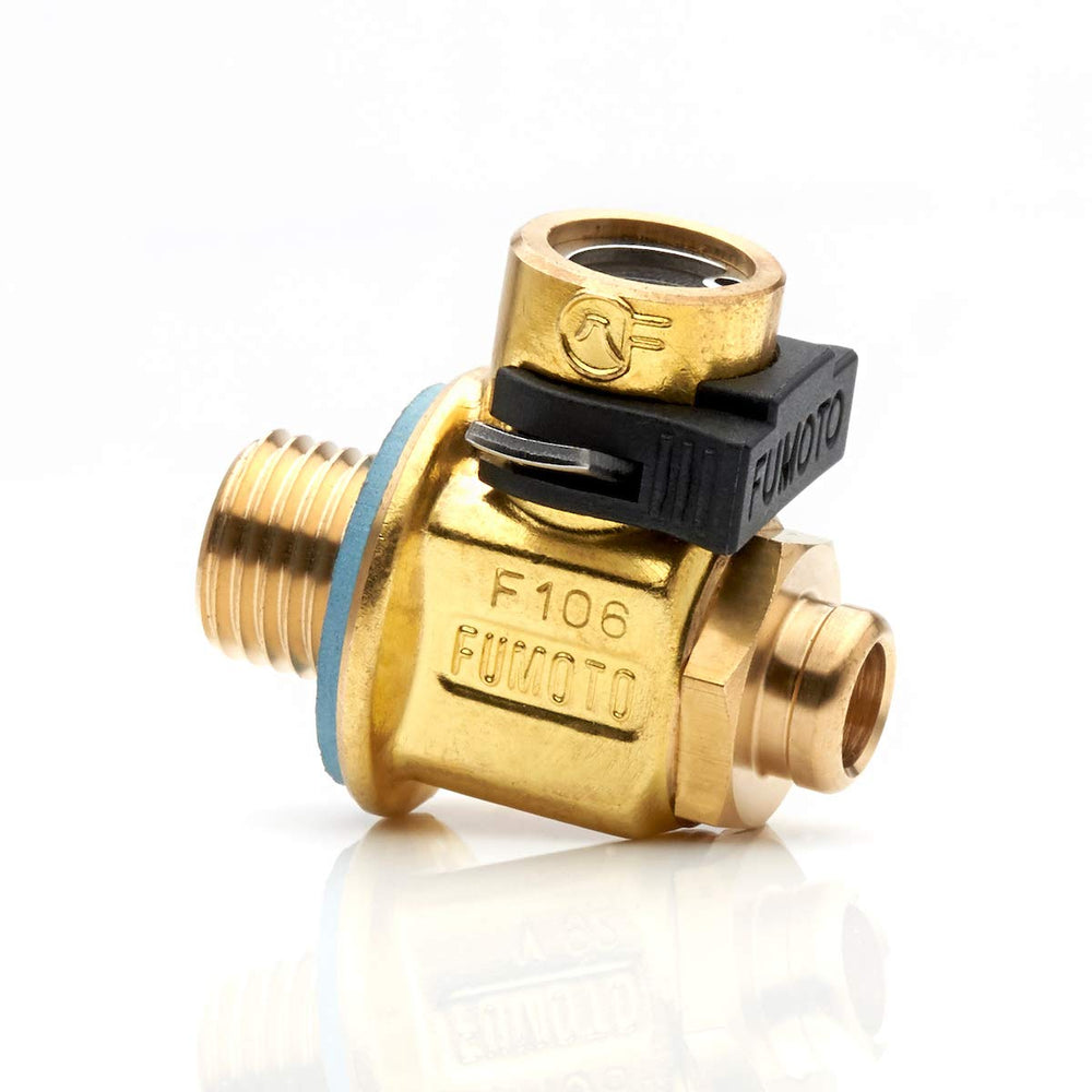 Fumoto F105S valve with short nipple and LC-10 for mess-free oil drains