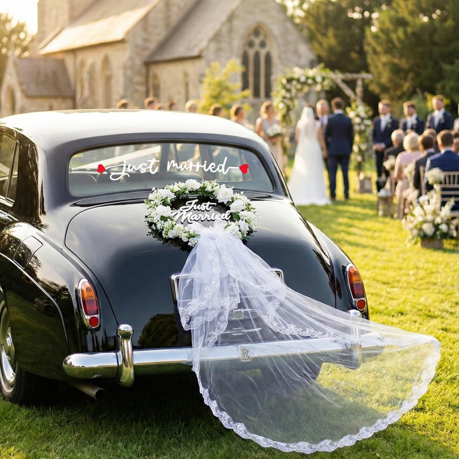 Funtinshdy venue arch decor enhances ceremony entrance displays