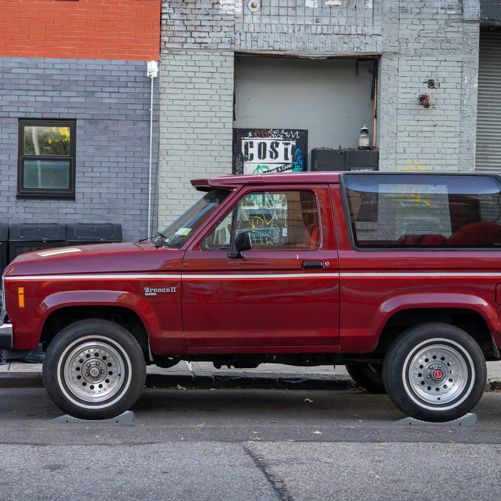 Interlocking tabs enable wider ramps for large tires