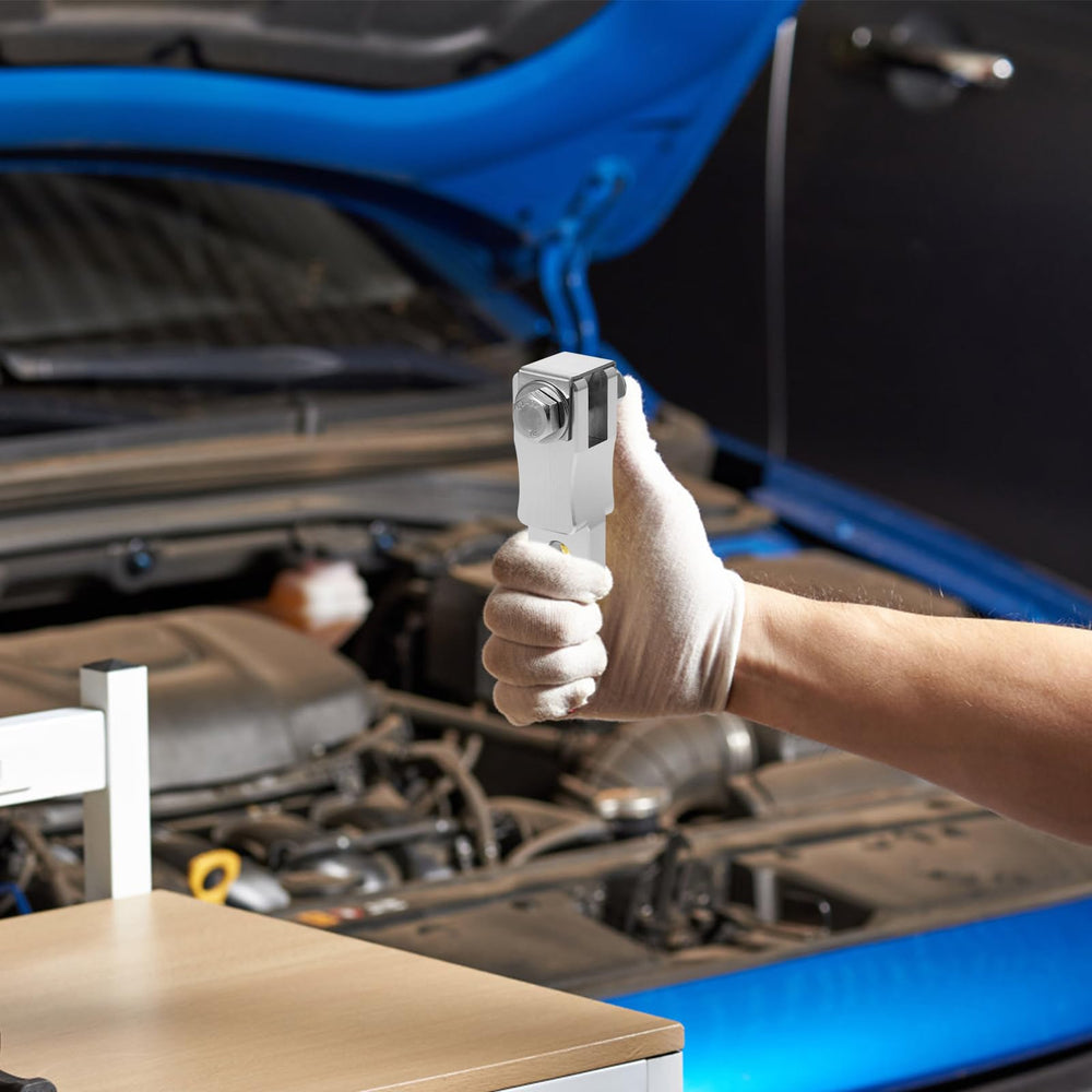 Garneck aluminum clutch pedal extender for Peterbilt 389 enhances pedal stability for safer operation.
