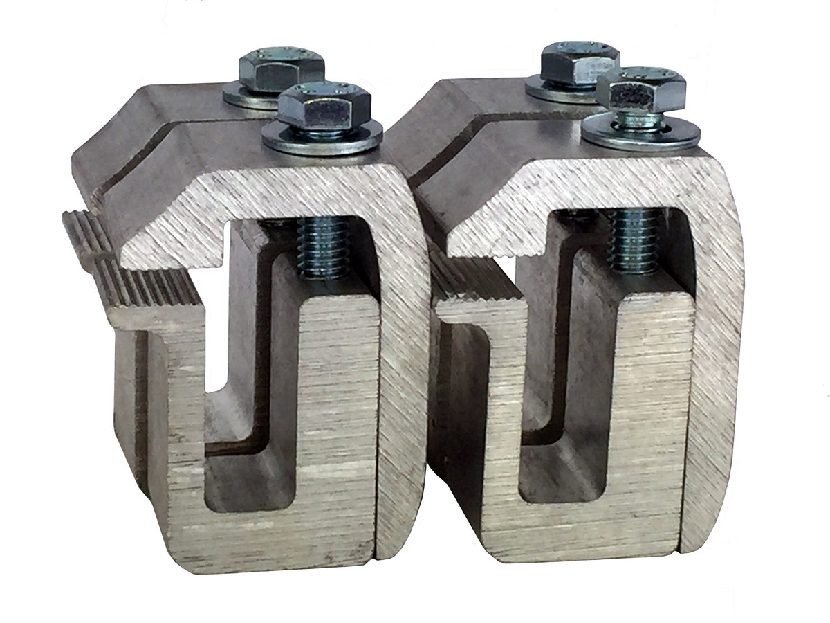 GCi G-30 clamp set for short-bed trucks enables secure cap mounting.