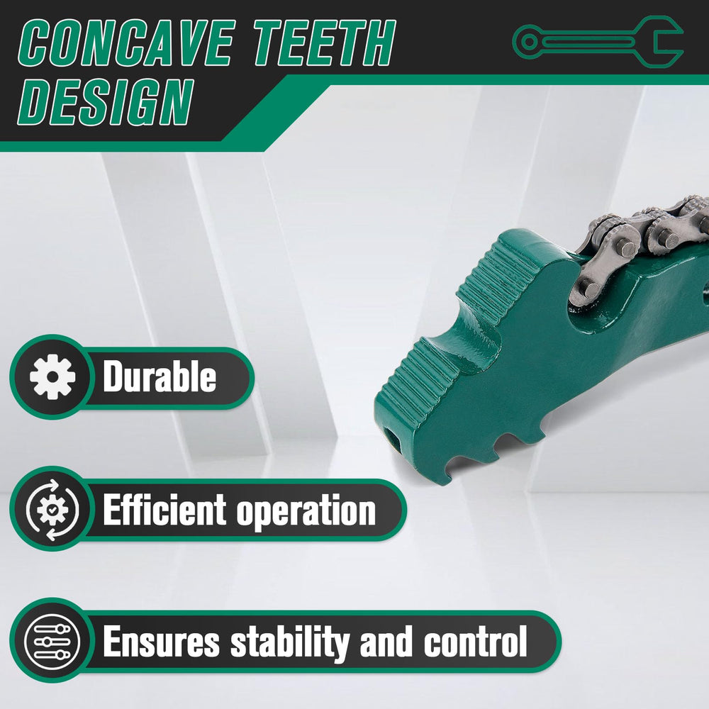 GDHSWJ 24-inch chain wrench tightening a pipe with precision control.