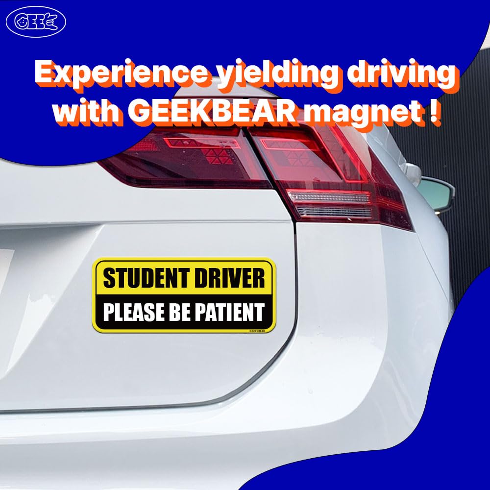 Close-up of reflective surface on GEEKBEAR magnet for dusk visibility.